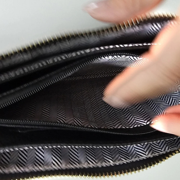 ISABELLE VEGAN CROSSBODY BAG WRISTLET CLUTCH - Picture 7 of 10